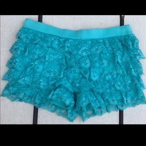Lace shorties